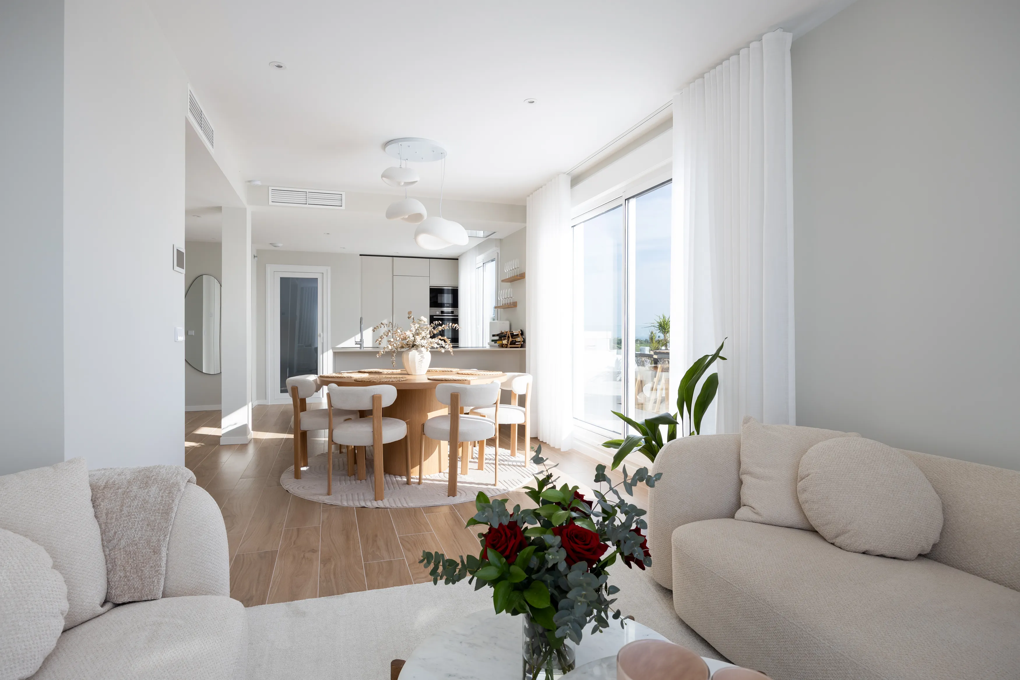 FOR SALE 🏡 Top Floor Penthouse with 128 M2 Wraparound Terrace – La Campana, Nueva Andalucía