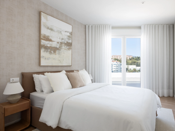 FOR SALE 🏡 Top Floor Penthouse with 128 M2 Wraparound Terrace – La Campana, Nueva Andalucía