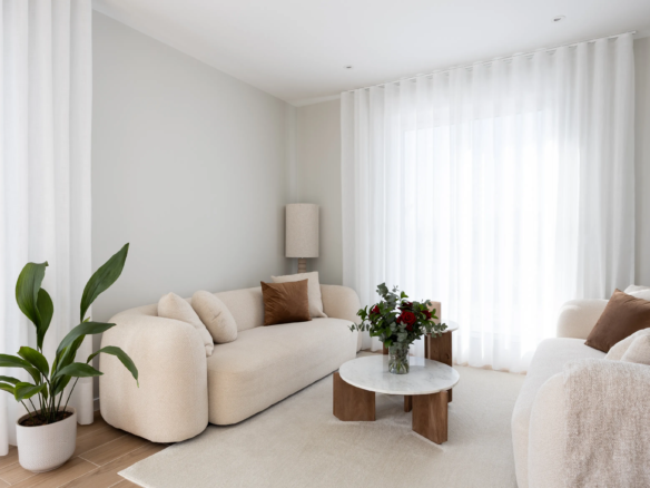 FOR SALE 🏡 Top Floor Penthouse with 128 M2 Wraparound Terrace – La Campana, Nueva Andalucía