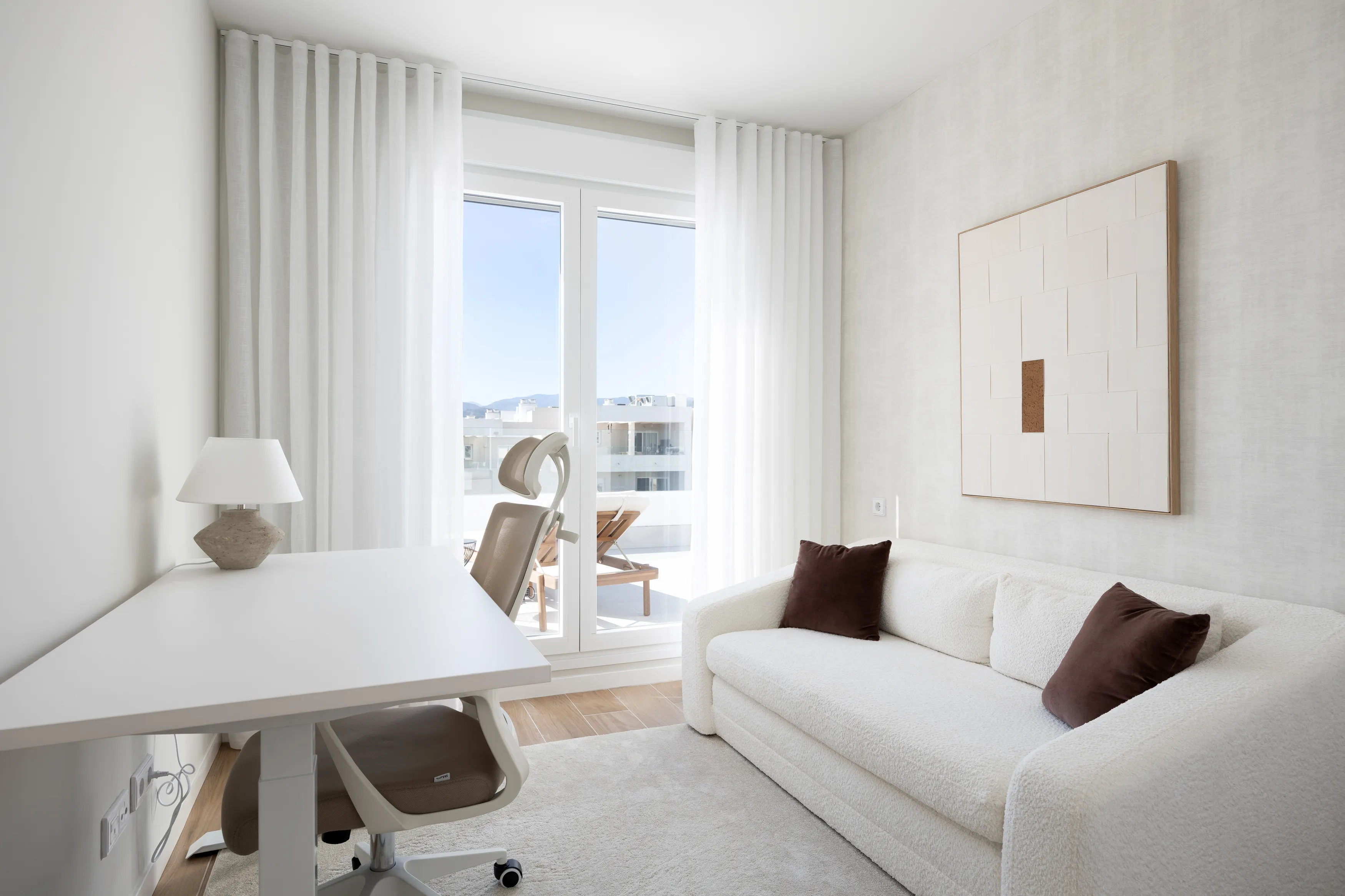 FOR SALE 🏡 Top Floor Penthouse with 128 M2 Wraparound Terrace – La Campana, Nueva Andalucía