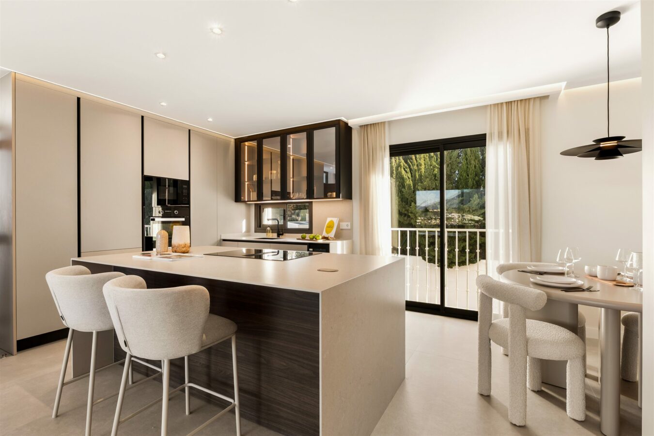 FOR SALE 🏡 Two Combinable Apartments with La Concha Views – Nueva Andalucía, Marbella