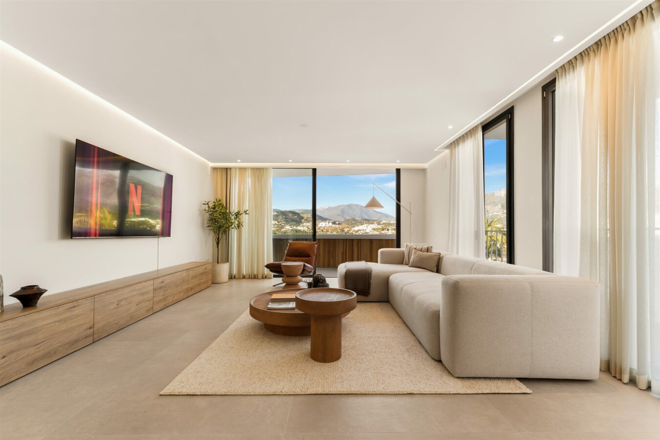 FOR SALE 🏡 Two Combinable Apartments with La Concha Views – Nueva Andalucía, Marbella