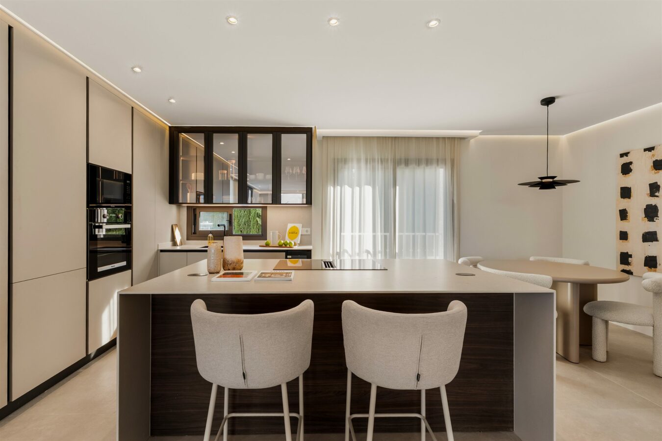 FOR SALE 🏡 Two Combinable Apartments with La Concha Views – Nueva Andalucía, Marbella