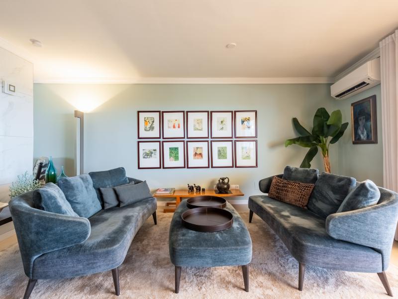 FOR SALE 🏡 Renovated Penthouse with Sea Views on the Boulevard – San Pedro de Alcántara