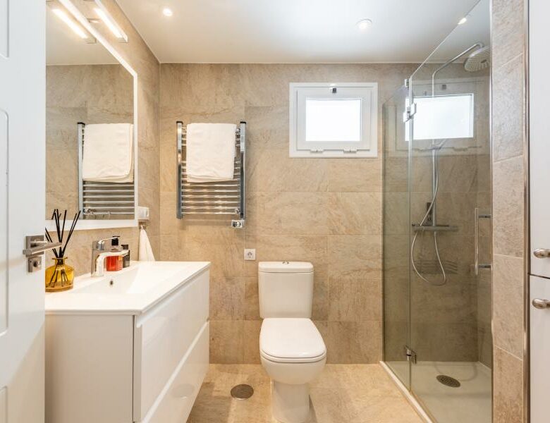 FOR SALE 🏡 Renovated Penthouse with Sea Views on the Boulevard – San Pedro de Alcántara