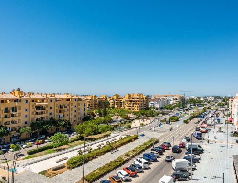 FOR SALE 🏡 Renovated Penthouse with Sea Views on the Boulevard – San Pedro de Alcántara