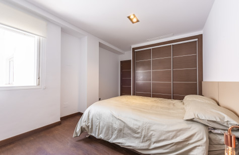 FOR SALE 🏡 Renovated Duplex Penthouse with Rooftop Terrace – San Pedro de Alcántara, Marbella