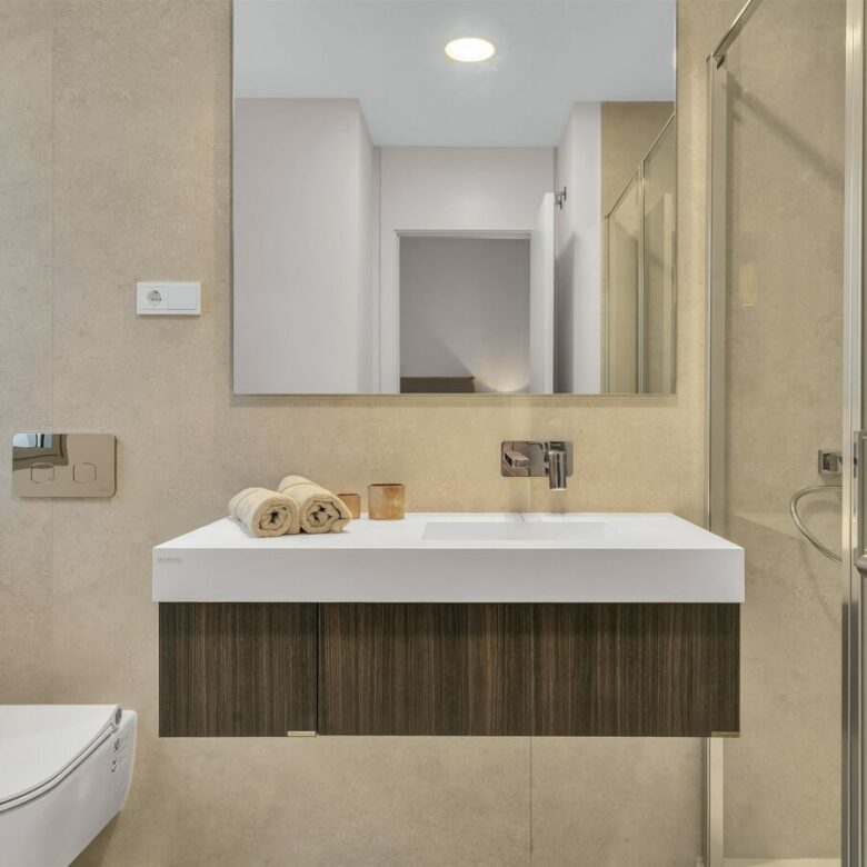 FOR SALE 🏡 Villa-Style Ground Floor Apartment – Santa Clara Golf, Marbella East, Marbella