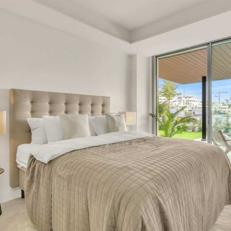 FOR SALE 🏡 Villa-Style Ground Floor Apartment – Santa Clara Golf, Marbella East, Marbella