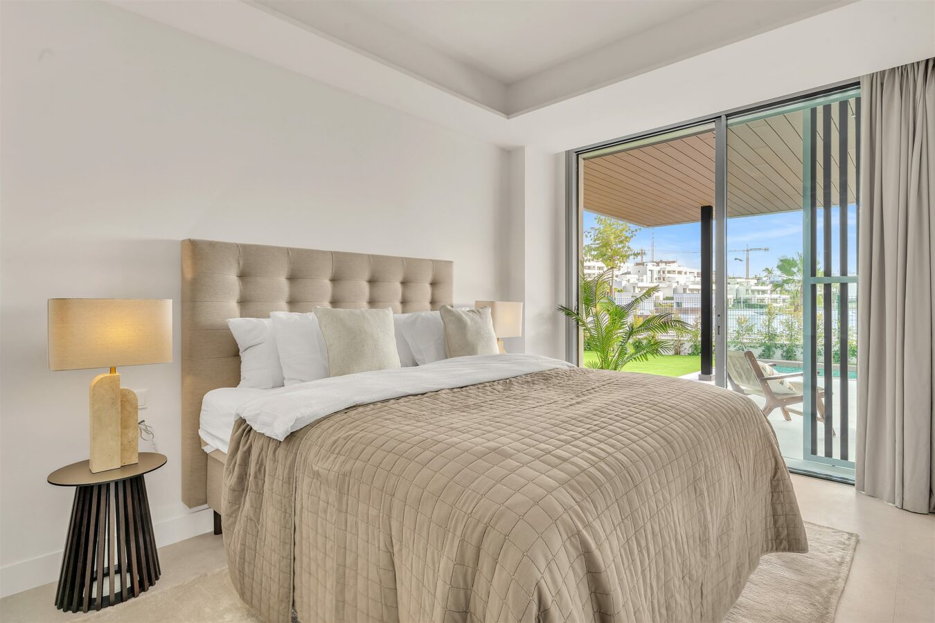 FOR SALE 🏡 Villa-Style Ground Floor Apartment – Santa Clara Golf, Marbella East, Marbella