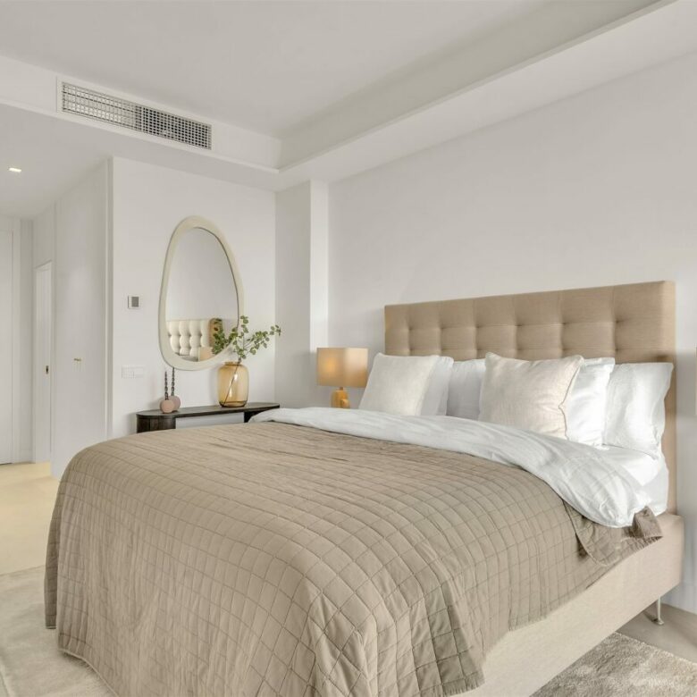 FOR SALE 🏡 Villa-Style Ground Floor Apartment – Santa Clara Golf, Marbella East, Marbella