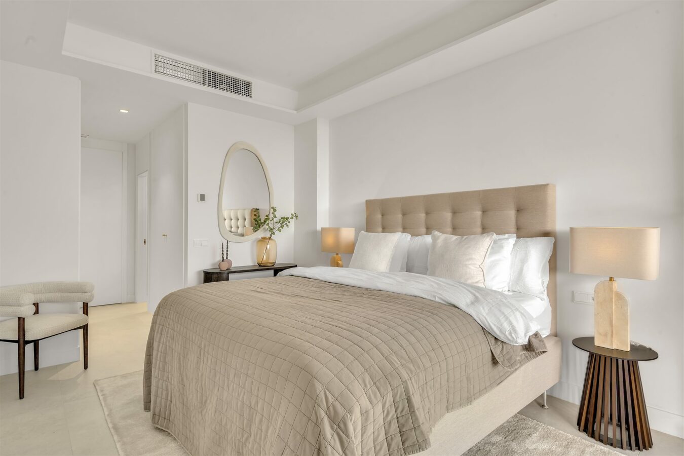 FOR SALE 🏡 Villa-Style Ground Floor Apartment – Santa Clara Golf, Marbella East, Marbella