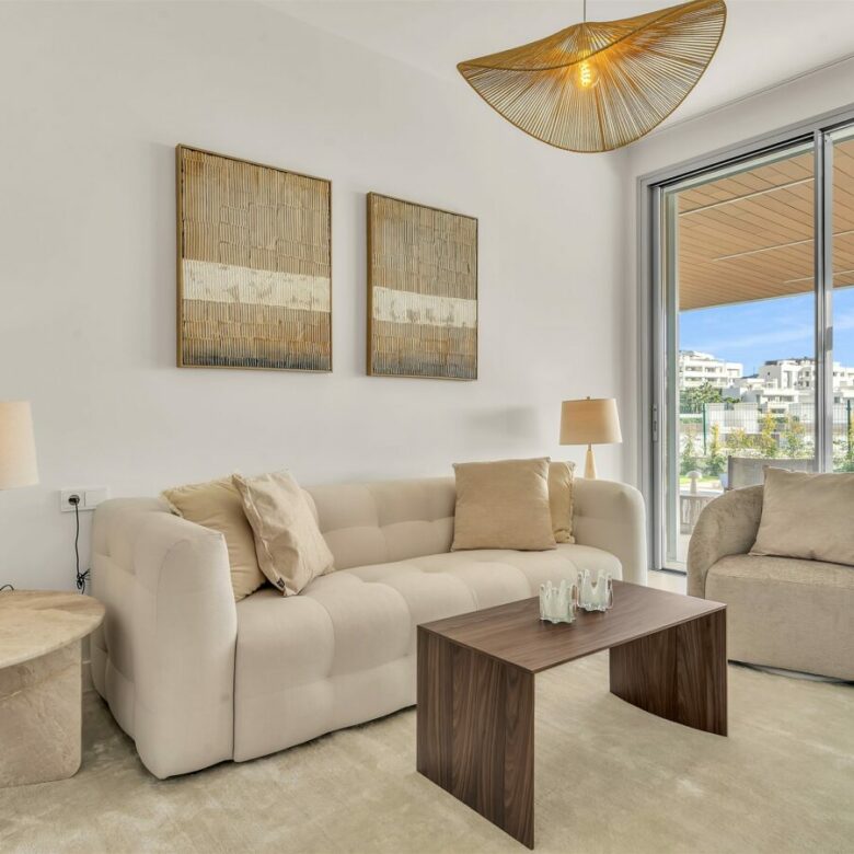 FOR SALE 🏡 Villa-Style Ground Floor Apartment – Santa Clara Golf, Marbella East, Marbella