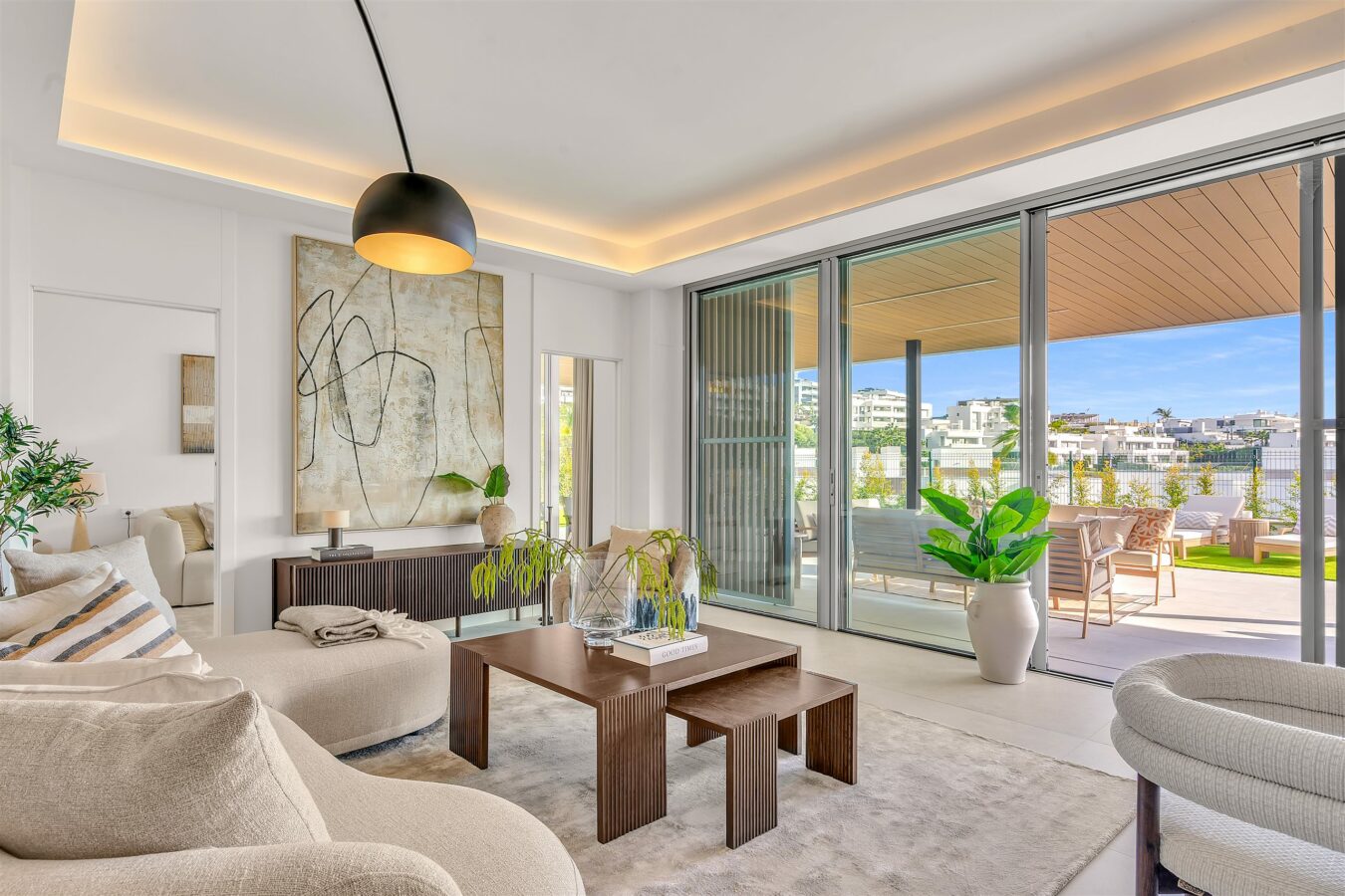 FOR SALE 🏡 Villa-Style Ground Floor Apartment – Santa Clara Golf, Marbella East, Marbella