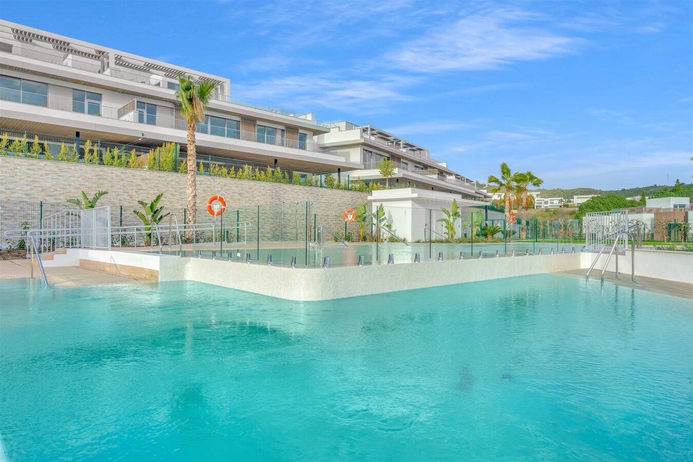FOR SALE 🏡 Villa-Style Ground Floor Apartment – Santa Clara Golf, Marbella East, Marbella