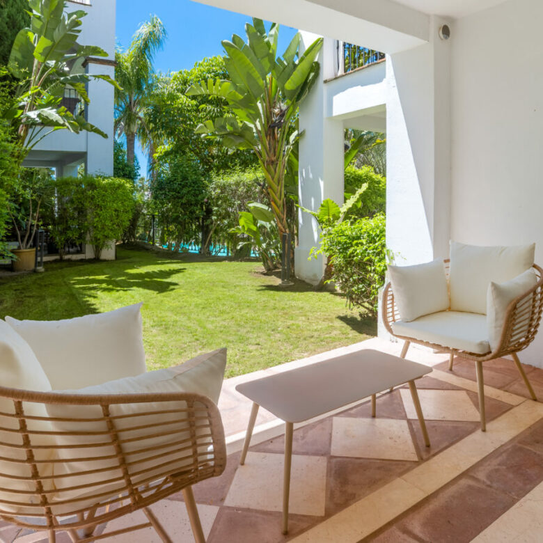 FOR SALE 🏡 Renovated Ground-Floor Apartment with Direct Pool Access – Sierra Blanca, Golden Mile, Marbella