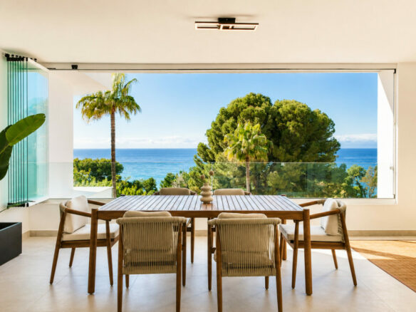 FOR SALE 🏡 Luxury Sea View Apartment in Torre Real – Marbella East