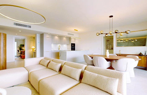 FOR SALE 🏡 Luxury Sea View Apartment in Torre Real – Marbella East