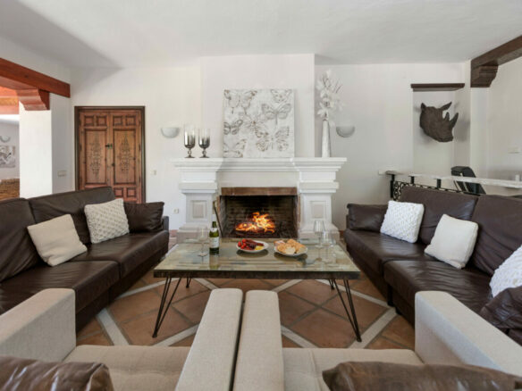 FOR SALE 🏡 Grand Mediterranean Estate with Private Tennis Court – Vega Colorado, Benahavís