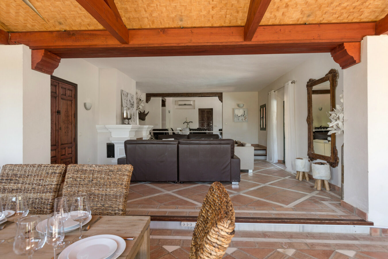 FOR SALE 🏡 Grand Mediterranean Estate with Private Tennis Court – Vega Colorado, Benahavís
