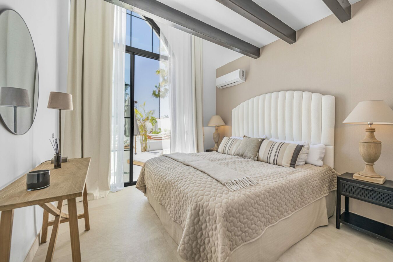 FOR RENT 🏡 8 Bedroom Beachside Villa with Rooftop Terrace – Cortijo Blanco, San Pedro, Marbella