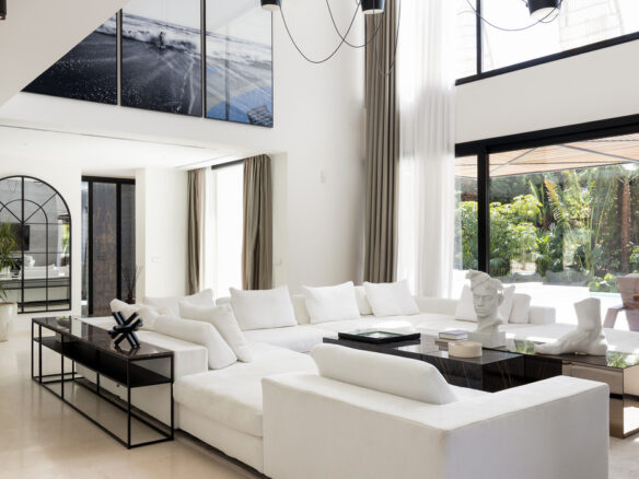FOR RENT 🏡 Contemporary 7 Bedroom Villa with Heated Pool – La Cerquilla, Nueva Andalucía