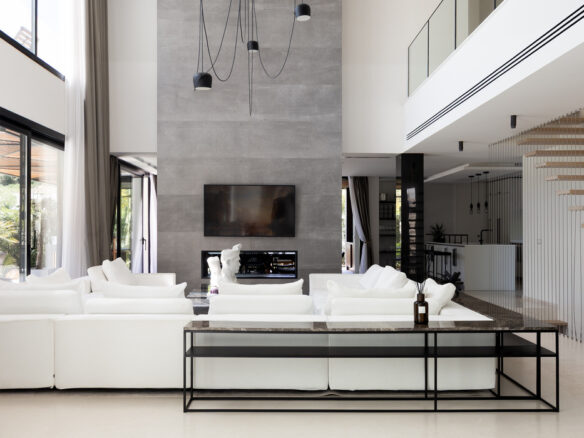 FOR RENT 🏡 Contemporary 7 Bedroom Villa with Heated Pool – La Cerquilla, Nueva Andalucía