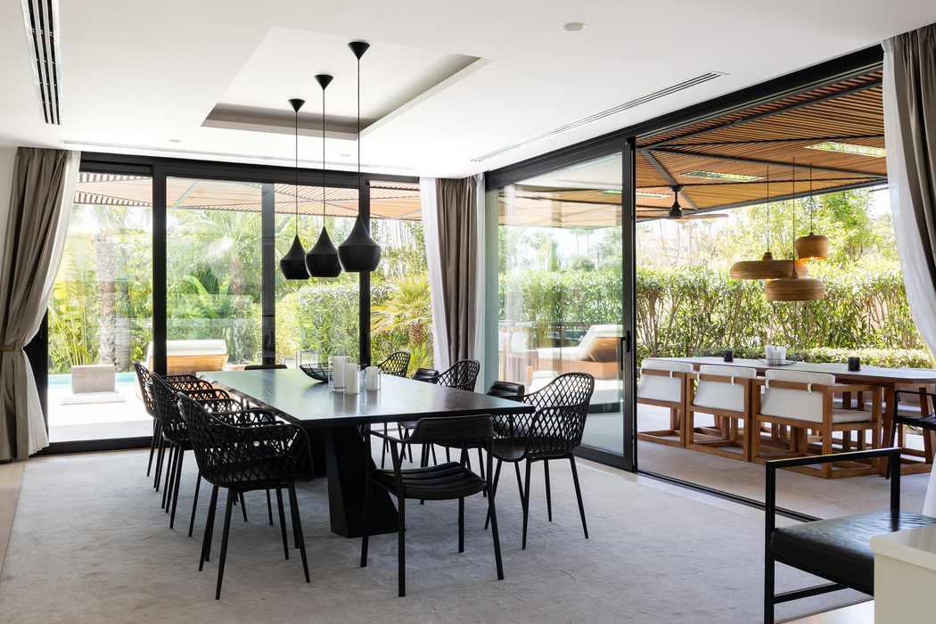 FOR RENT 🏡 Contemporary 7 Bedroom Villa with Heated Pool – La Cerquilla, Nueva Andalucía