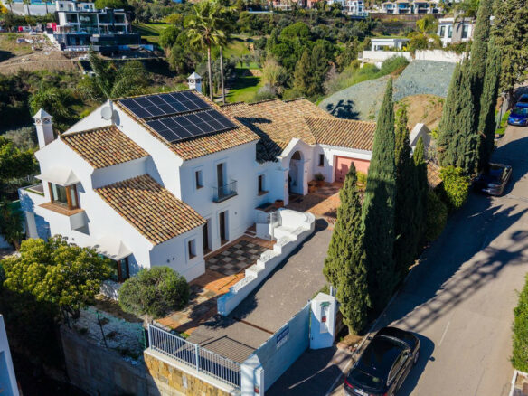 For Sale | Reduced Andalusian Villa with Renovation Potential
