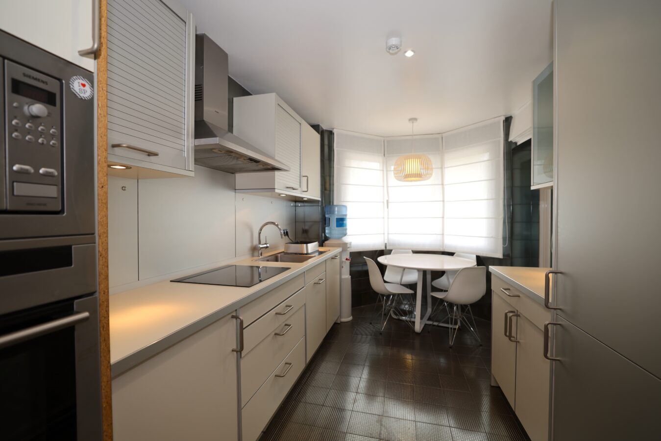 FOR SALE 🏡 Ground Floor Two-Bedroom Apartment with Oversized Terrace – Embrujo de Banús, Puerto Banús 🇪🇸