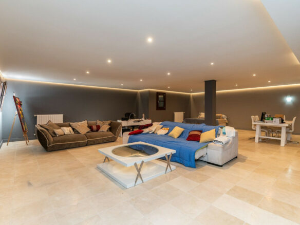 For Sale | Reduced Andalusian Villa with Renovation Potential