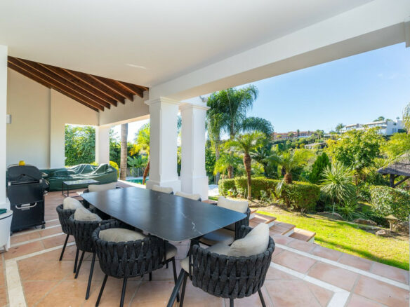 For Sale | Reduced Andalusian Villa with Renovation Potential