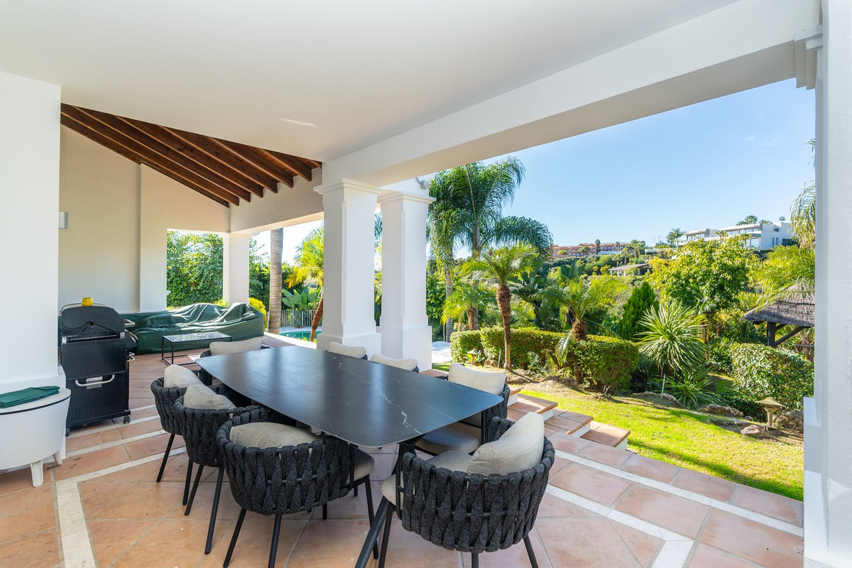 For Sale | Reduced Andalusian Villa with Renovation Potential
