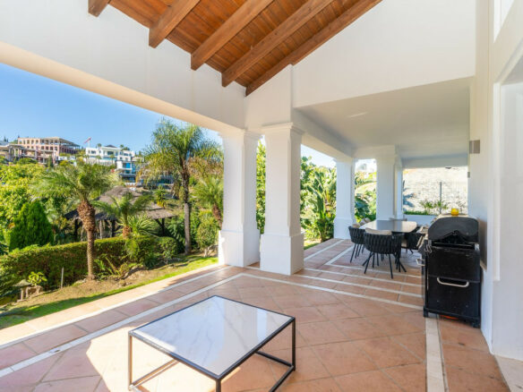 For Sale | Reduced Andalusian Villa with Renovation Potential