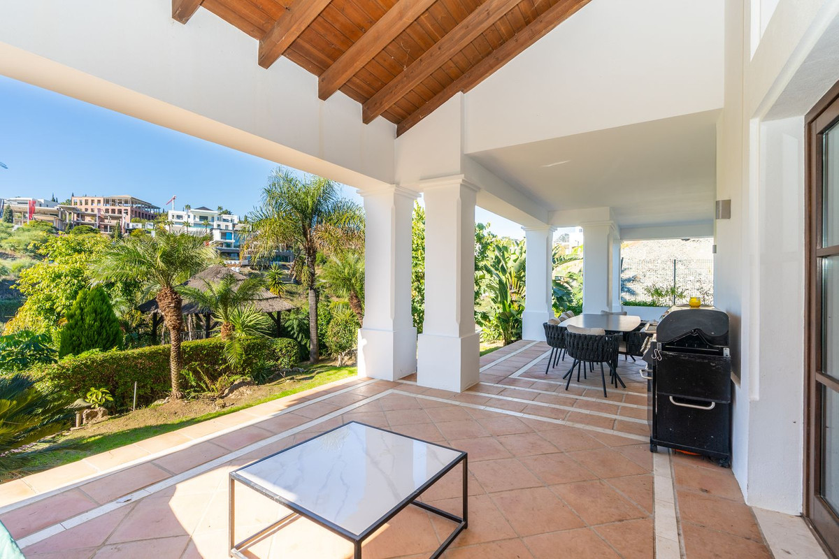 For Sale | Reduced Andalusian Villa with Renovation Potential