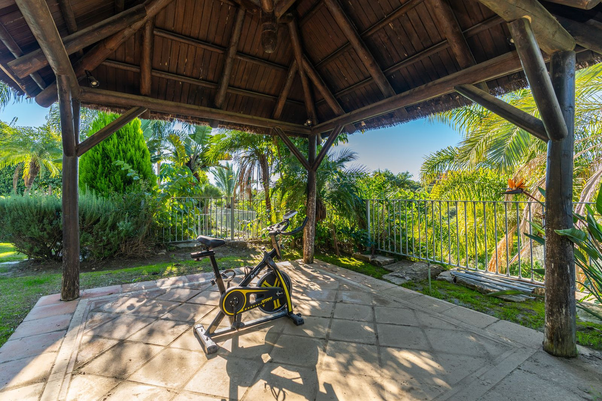 For Sale | Reduced Andalusian Villa with Renovation Potential