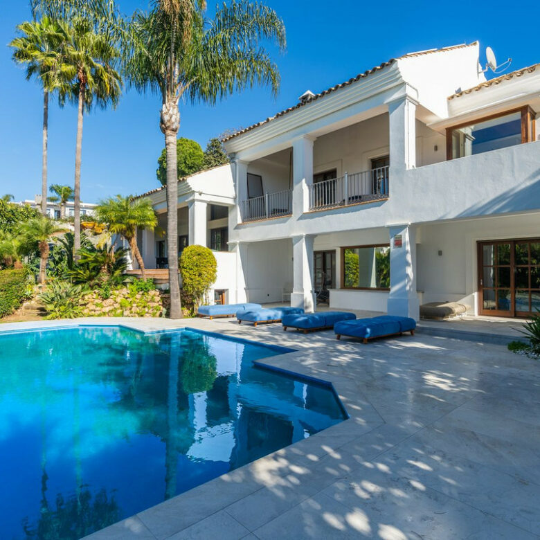 For Sale | Reduced Andalusian Villa with Renovation Potential