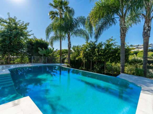 For Sale | Reduced Andalusian Villa with Renovation Potential