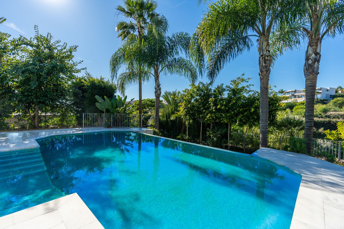 For Sale | Reduced Andalusian Villa with Renovation Potential