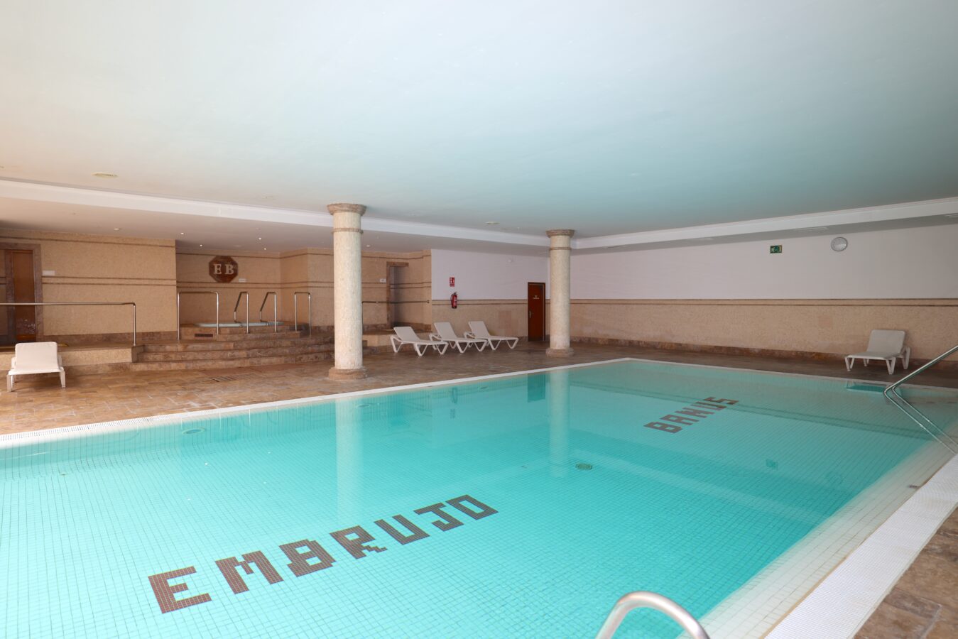 FOR SALE 🏡 Ground Floor Two-Bedroom Apartment with Oversized Terrace – Embrujo de Banús, Puerto Banús 🇪🇸