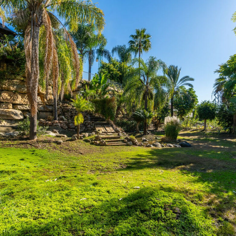 For Sale | Reduced Andalusian Villa with Renovation Potential