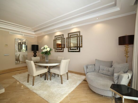 FOR SALE 🏡 Ground Floor Two-Bedroom Apartment with Oversized Terrace – Embrujo de Banús, Puerto Banús 🇪🇸