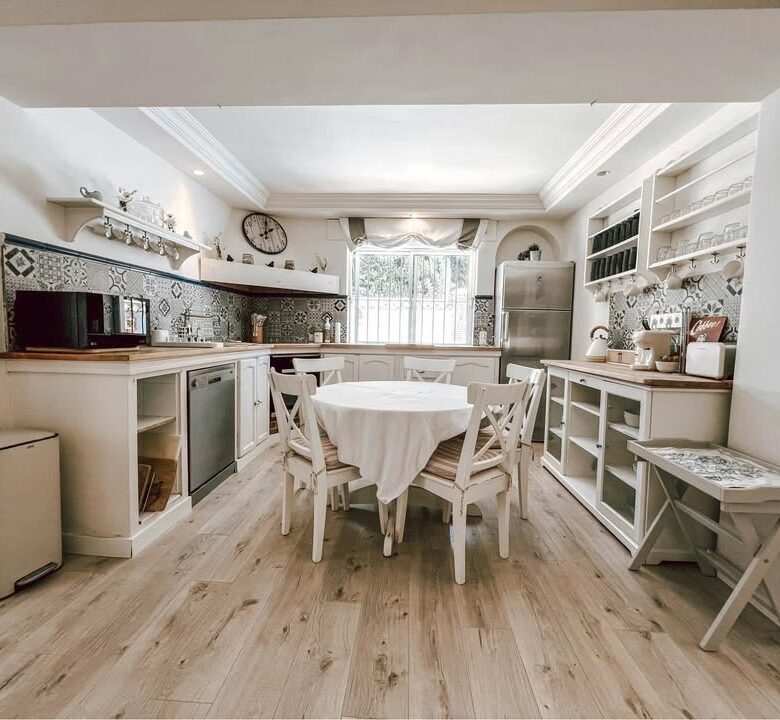 FOR SALE 🌟🏡 Family House with Pool, Jacuzzi and Tourist Licence 🇪🇸 Nueva Andalucía, Marbella 🇪🇸