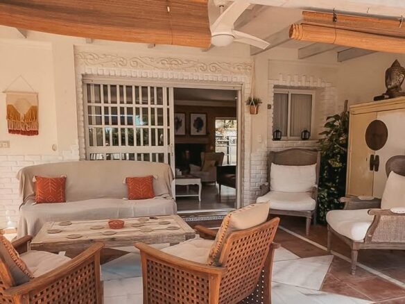 FOR SALE 🌟🏡 Family House with Pool, Jacuzzi and Tourist Licence 🇪🇸 Nueva Andalucía, Marbella 🇪🇸