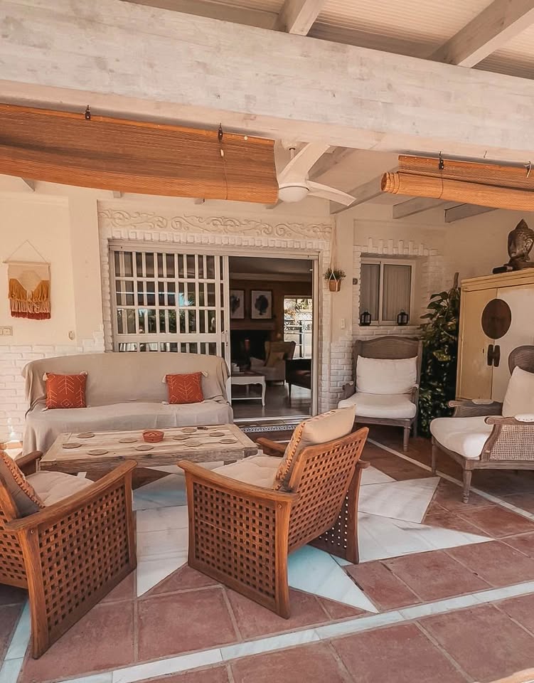 FOR SALE 🌟🏡 Family House with Pool, Jacuzzi and Tourist Licence 🇪🇸 Nueva Andalucía, Marbella 🇪🇸