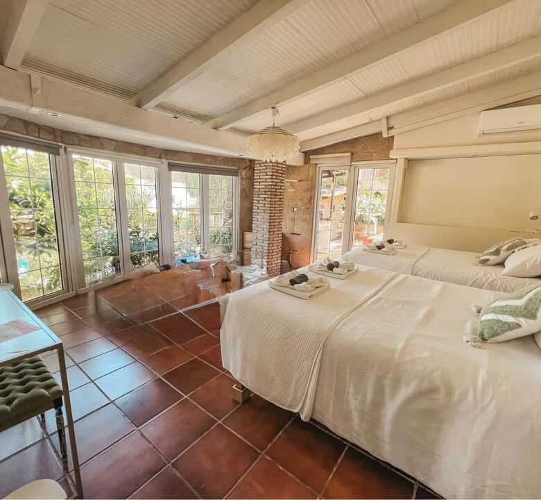 FOR SALE 🌟🏡 Family House with Pool, Jacuzzi and Tourist Licence 🇪🇸 Nueva Andalucía, Marbella 🇪🇸