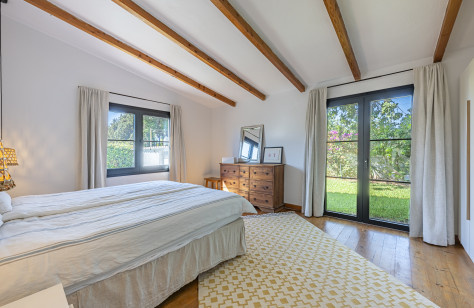FOR SALE 🏡 Renovated Country Villa with La Concha Views – Guadalmina Alta, Marbella