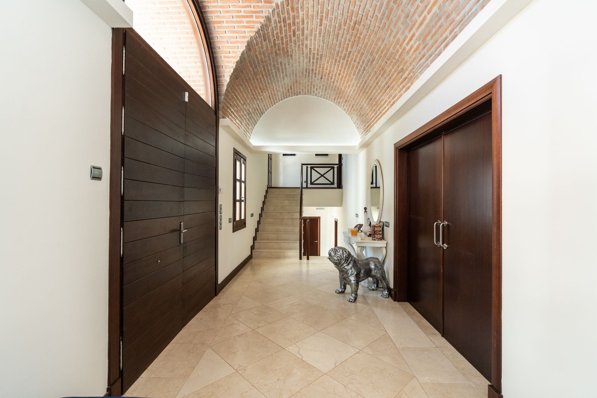For Sale | Reduced Andalusian Villa with Renovation Potential