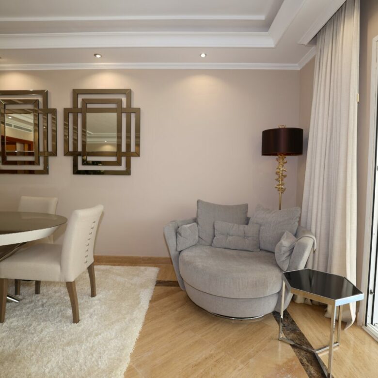 FOR SALE 🏡 Ground Floor Two-Bedroom Apartment with Oversized Terrace – Embrujo de Banús, Puerto Banús 🇪🇸