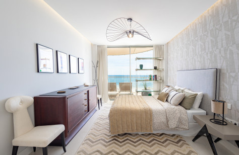 FOR SALE 🏡 Stunning Beachfront Penthouse with Panoramic Sea Views – The Edge, Estepona